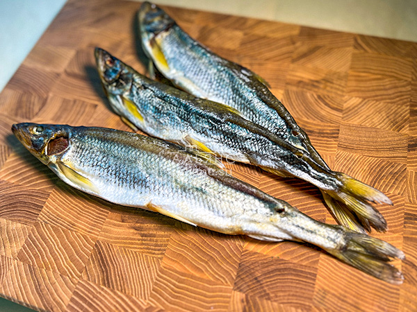 Корюшка без икры вяленая ГОСТ (крупная) в Мурманске