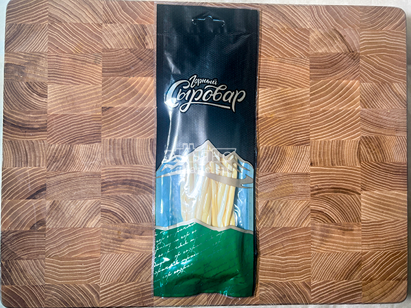 Сыр 60 гр ГОРНЫЙ СЫРОВАР (Нити копчёные) в Мурманске