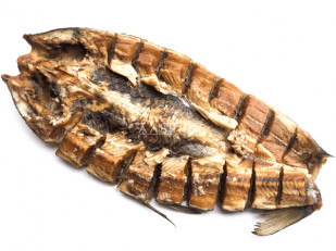 Чипсы из лаваша: Сом (бабочка) холодного копчения